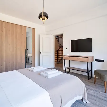 Villa Greenblue - Unique In Nature With A Pool Fethiye