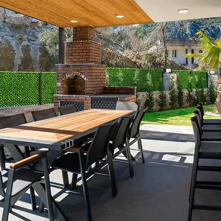 Greenblue - Unique In Nature With A Pool فيلة فتحية