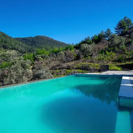 Greenblue - Unique In Nature With A Pool فيلة