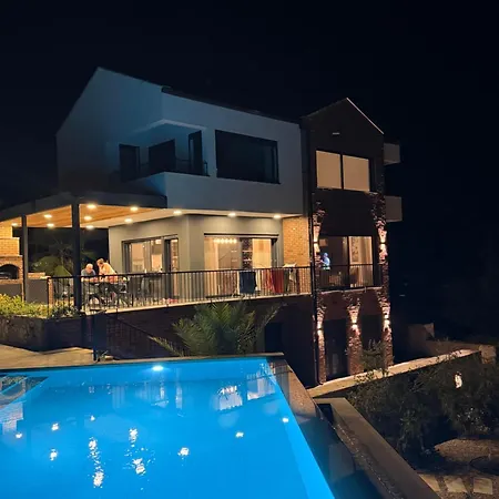 Greenblue - Unique In Nature With A Pool Villa *